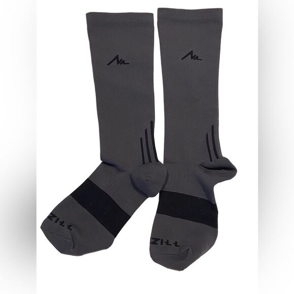 New Newzill Compression Socks Running Athletics S NEVER WORN - Picture 1 of 4